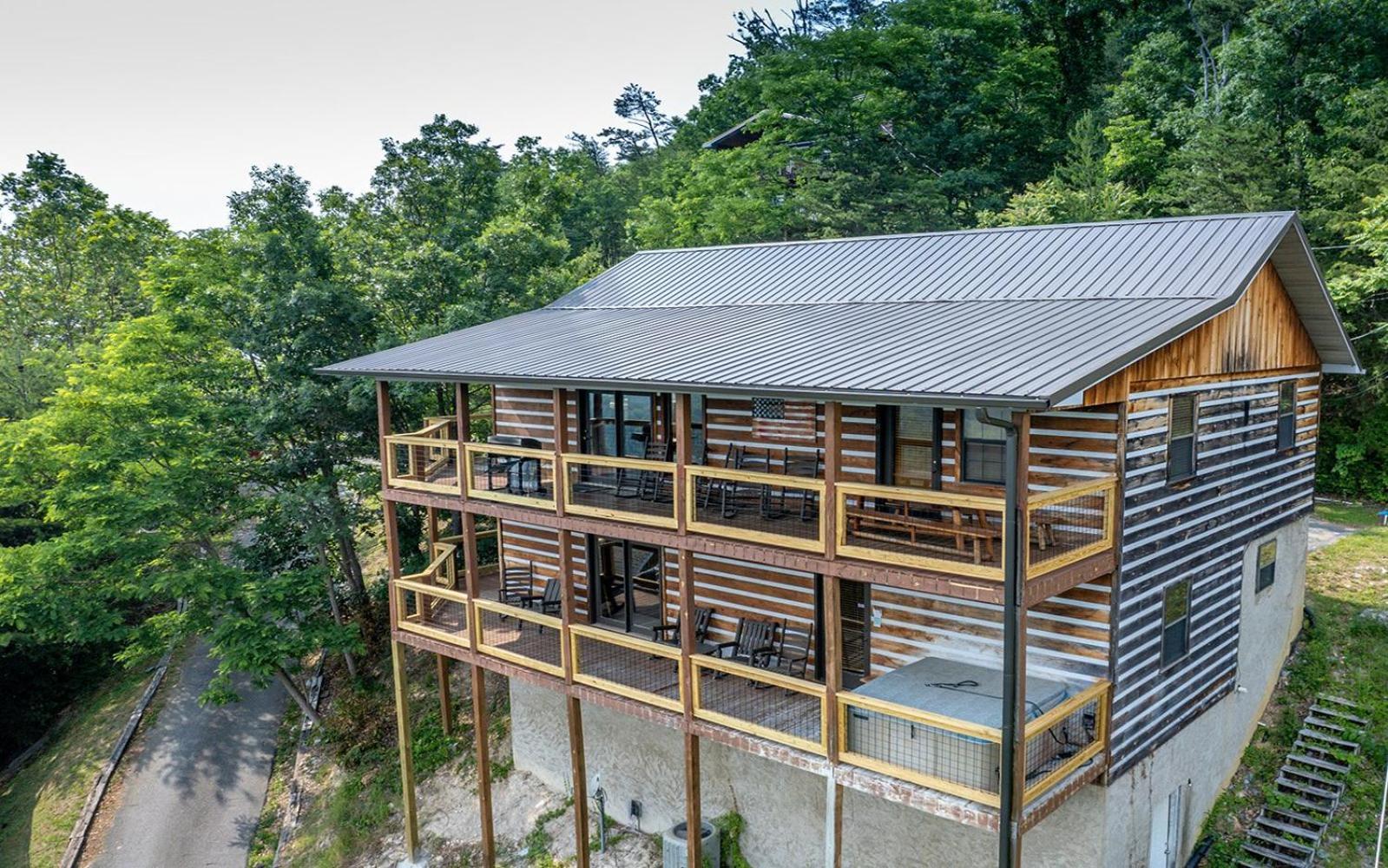 Smoky View With A Twist Villa Pigeon Forge Exterior photo